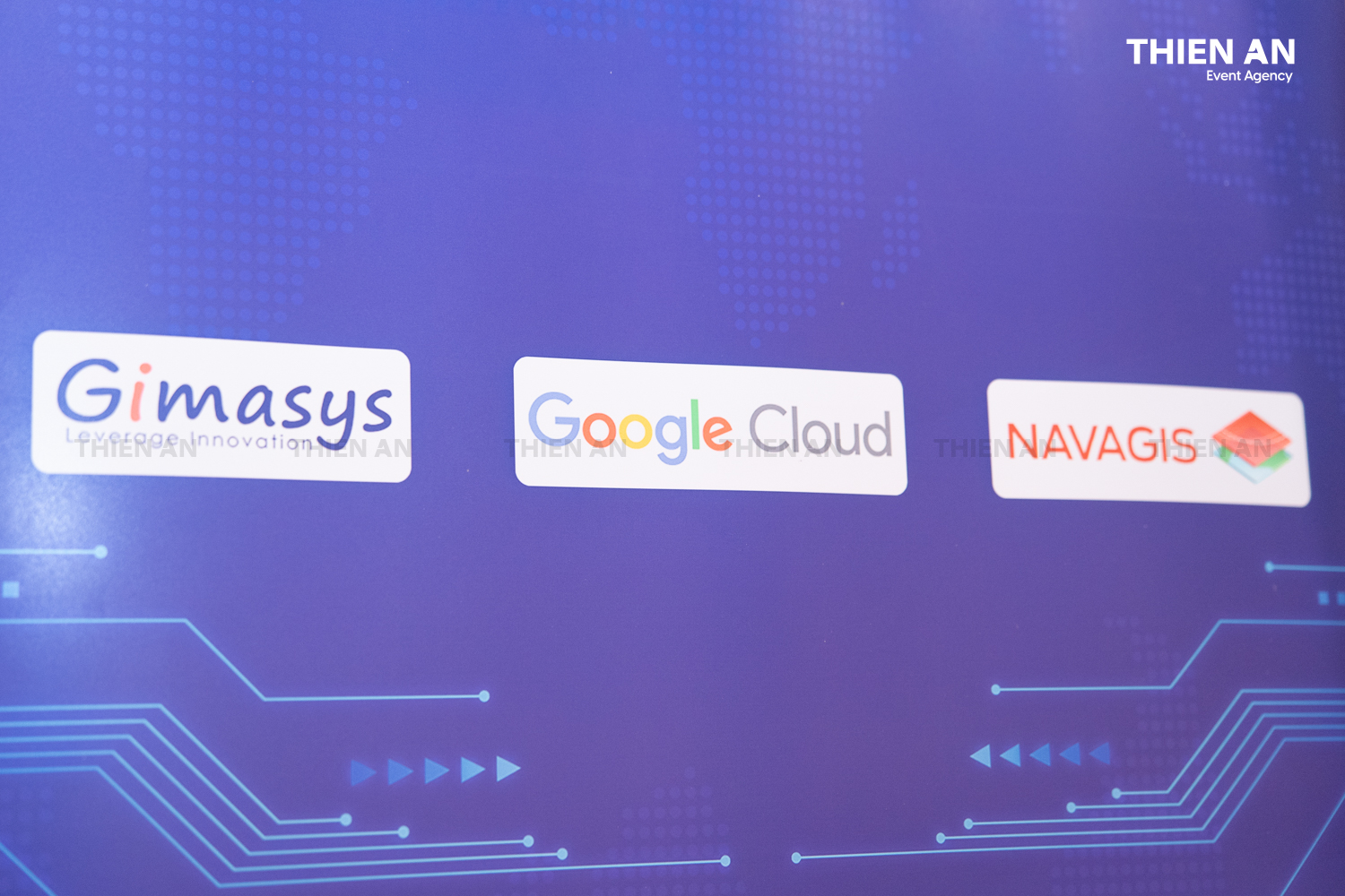 GOOGLE MAPS & GENAI - REVOLUTIONARY LOGISTICS INDUSTRY