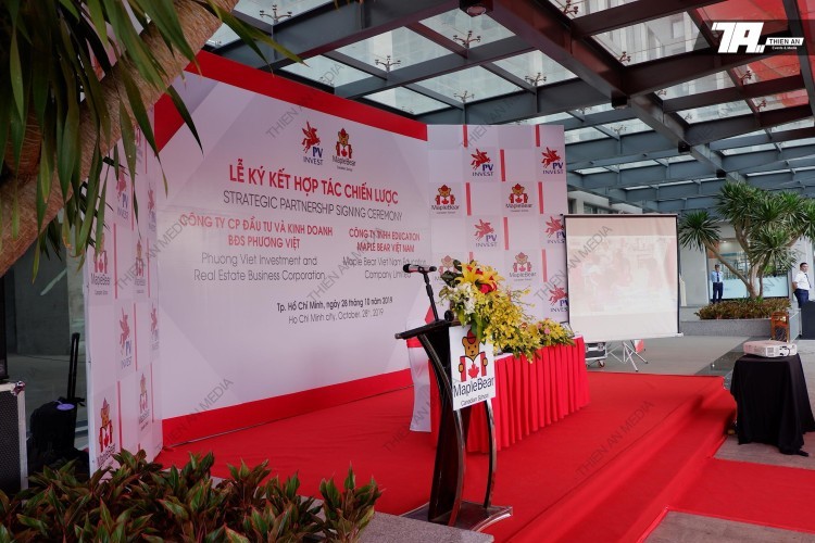 Phuong Viet Real Estate Strategic Cooperation Signing Ceremony - Maple Bear VN