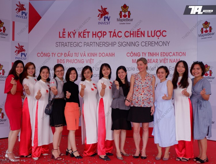Phuong Viet Real Estate Strategic Cooperation Signing Ceremony - Maple Bear VN