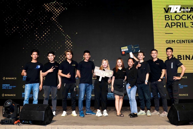 Binance - Vietnam Blockchain Day 2021
