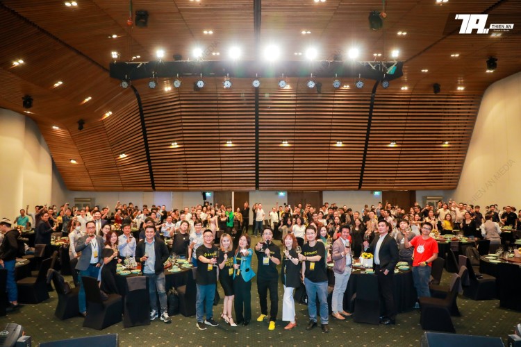 Binance - Vietnam Blockchain Day 2021