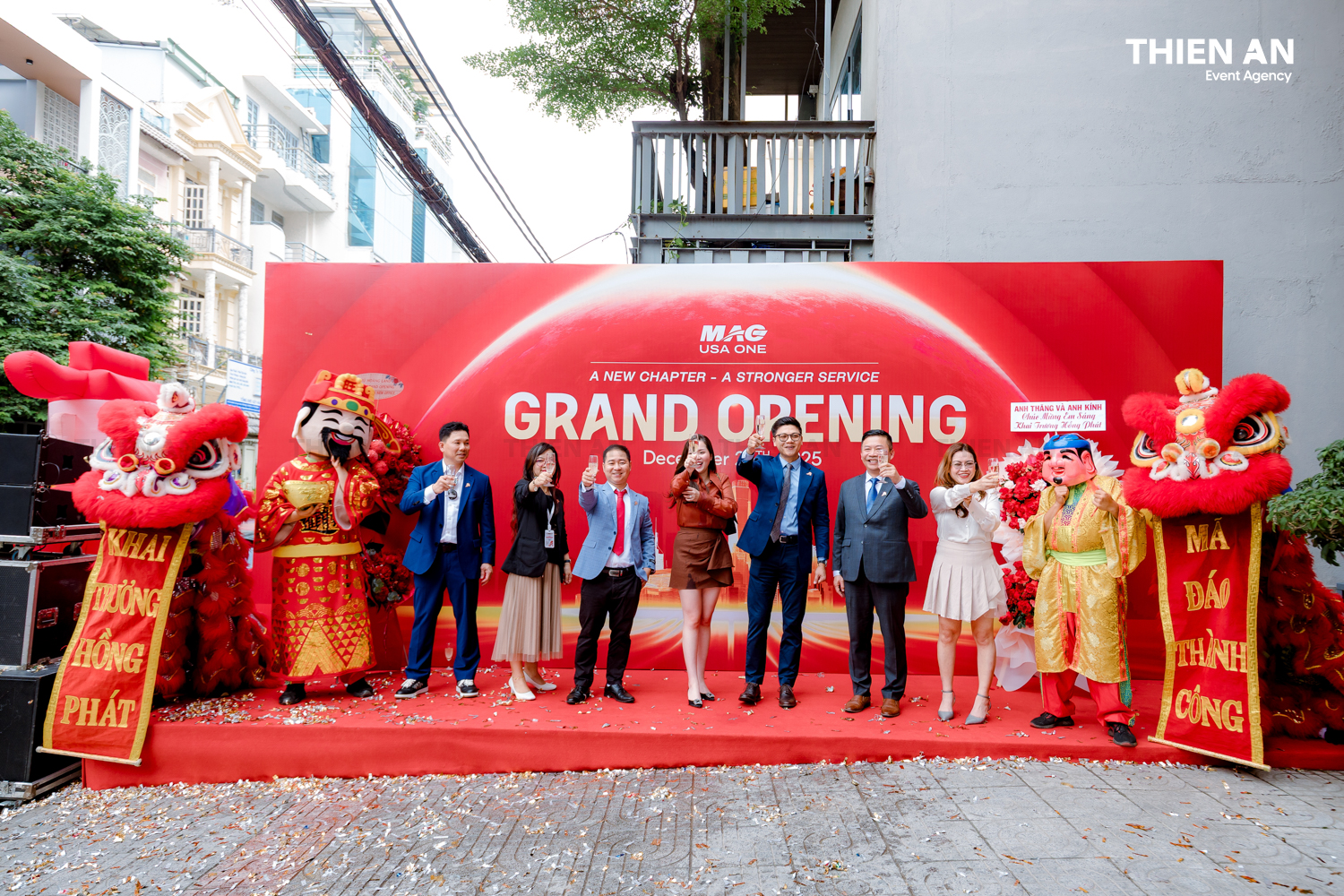 Grand Opening MAC USA ONE