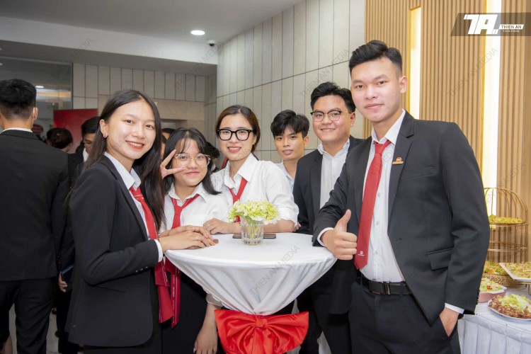 Grand Opening and Signing of Strategic Partnership - VPCORP & HKT GROUP