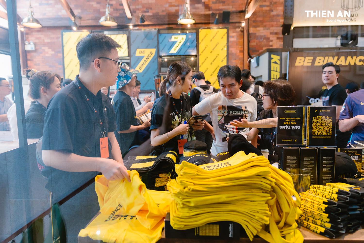 Binance 7th Anniversary - Binanceturns7