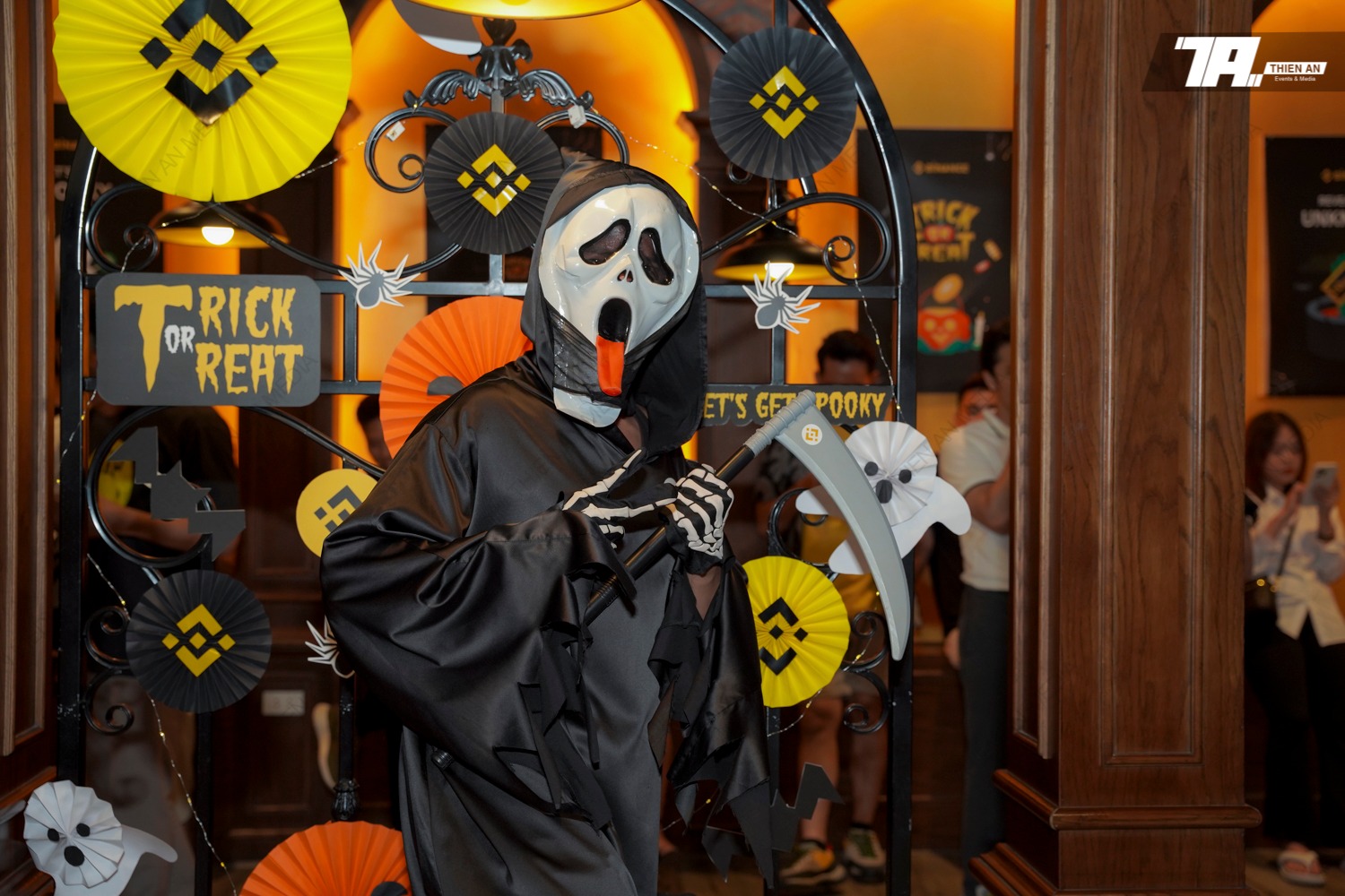 Halloween Meetup - Binance