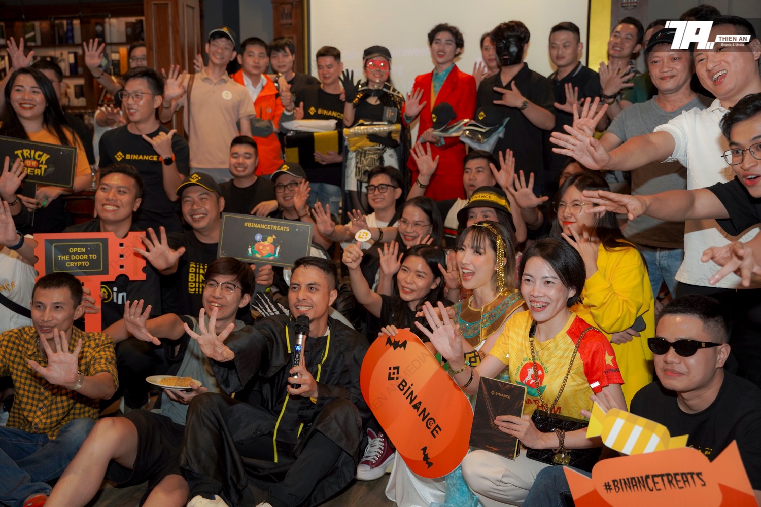 Halloween Meetup - Binance