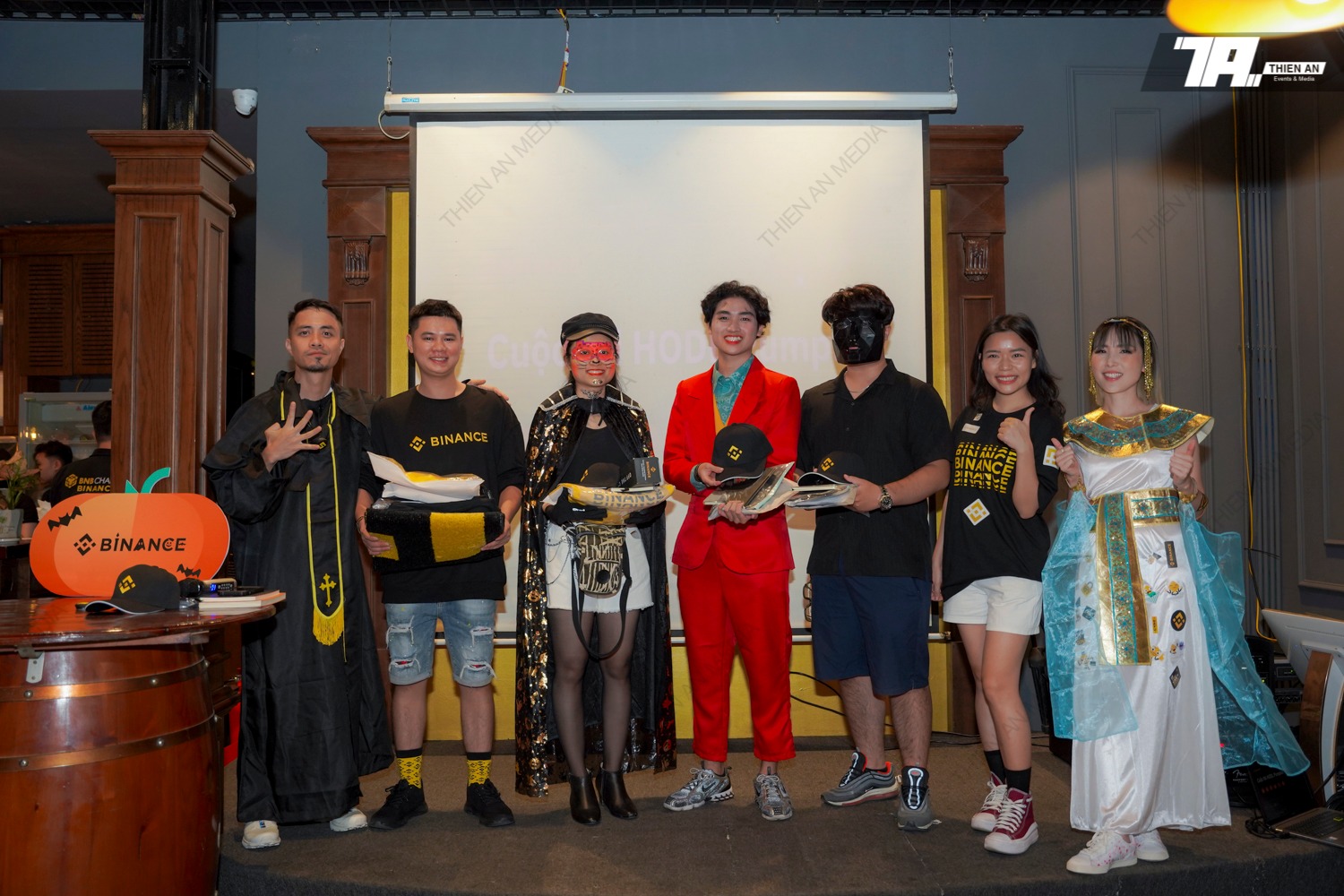 Halloween Meetup - Binance