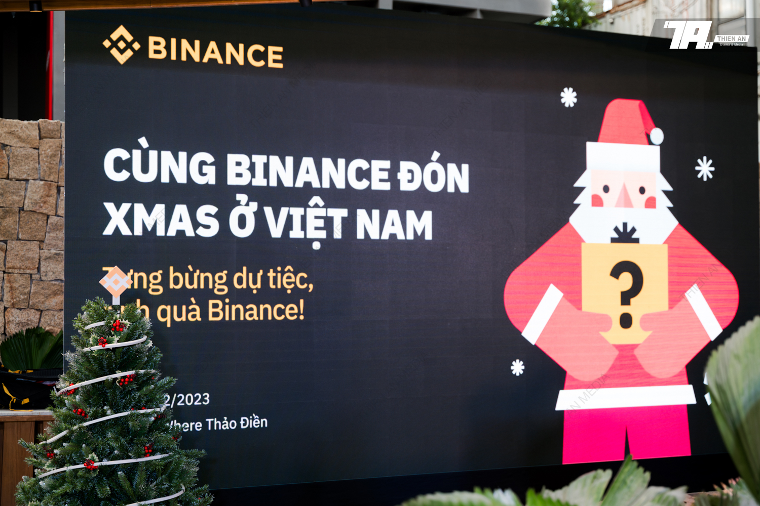 BINANCE VIET NAM - XMAS 2023