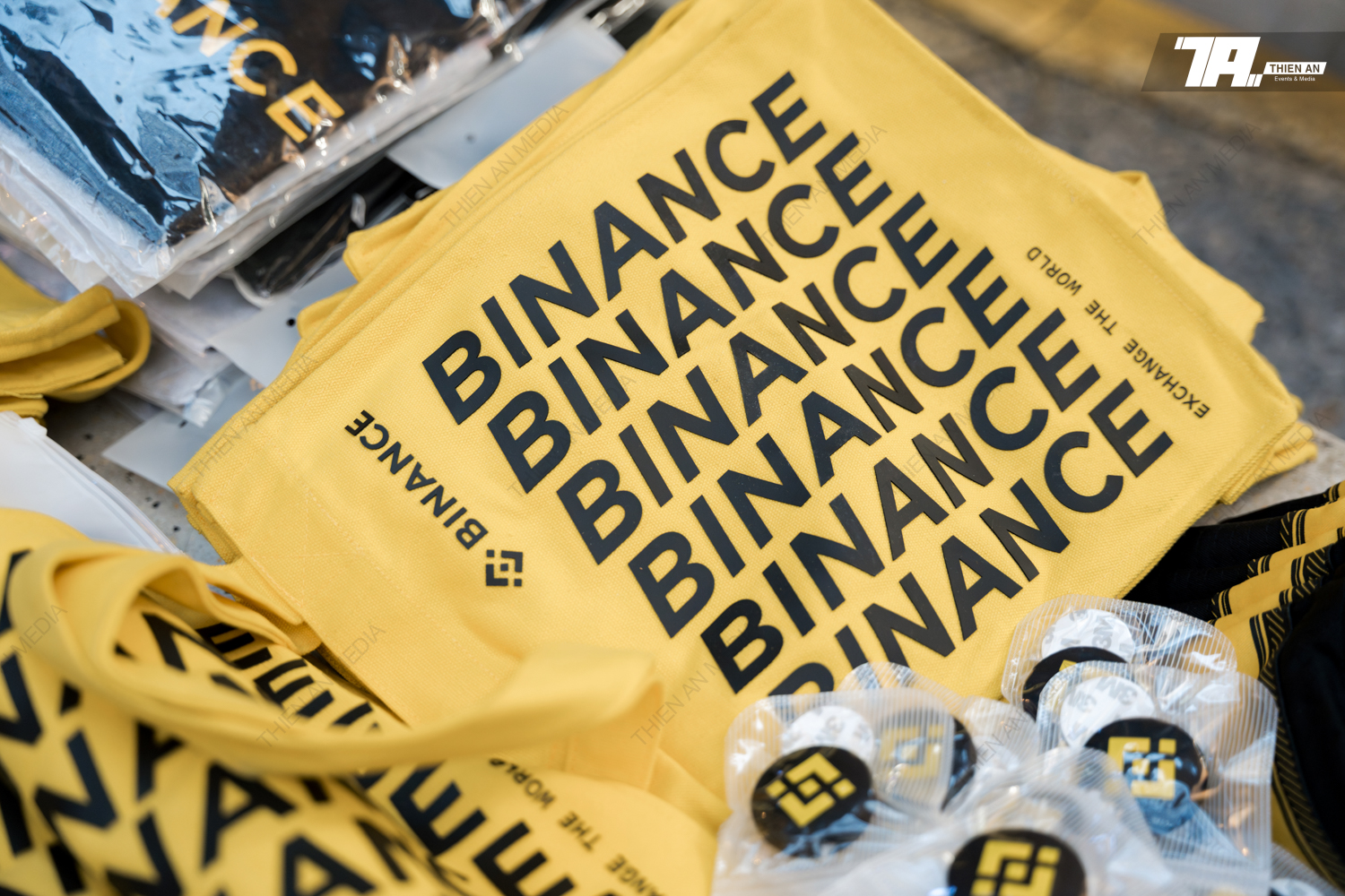 BINANCE VIET NAM - XMAS 2023