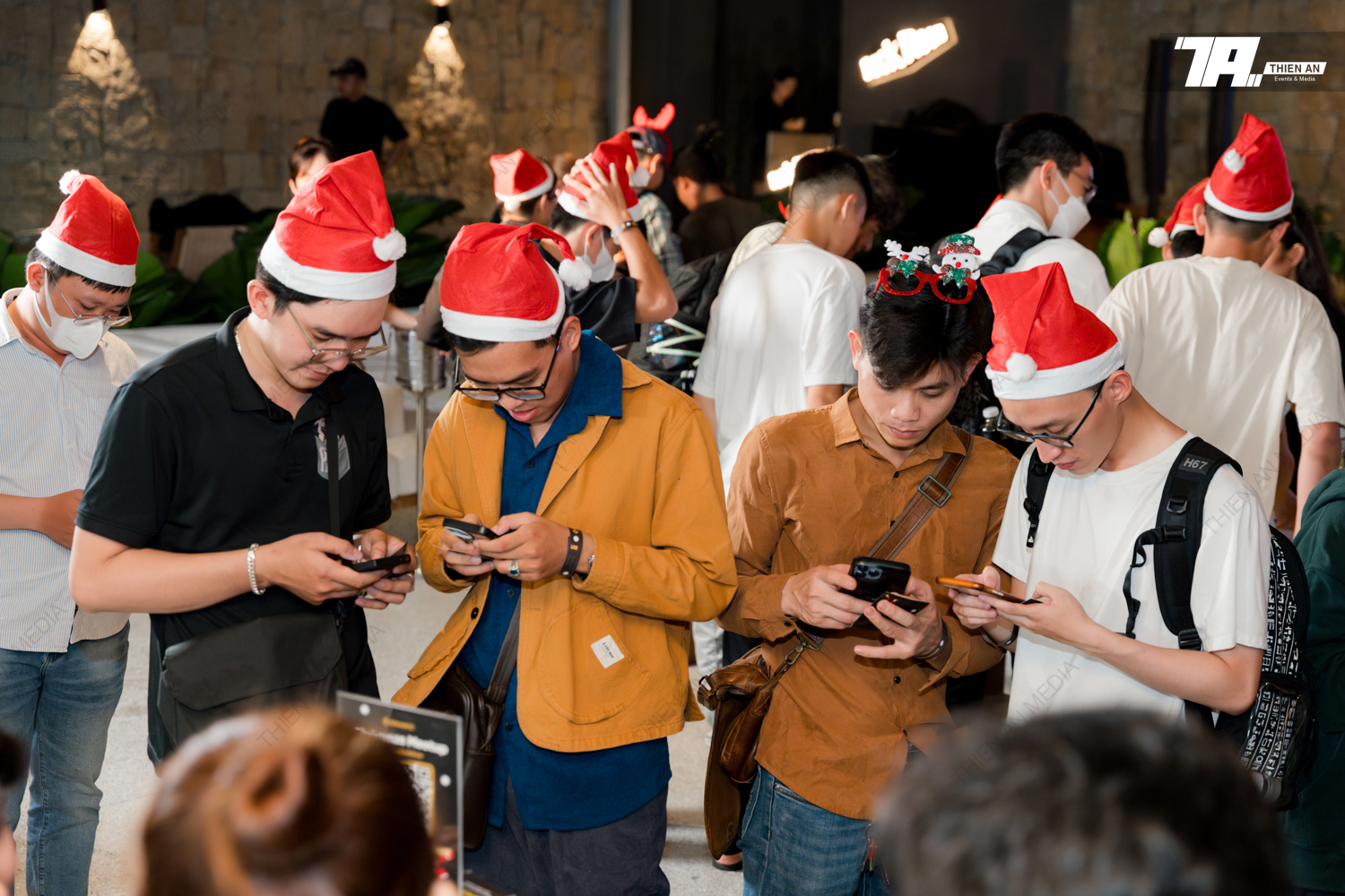 BINANCE VIET NAM - XMAS 2023