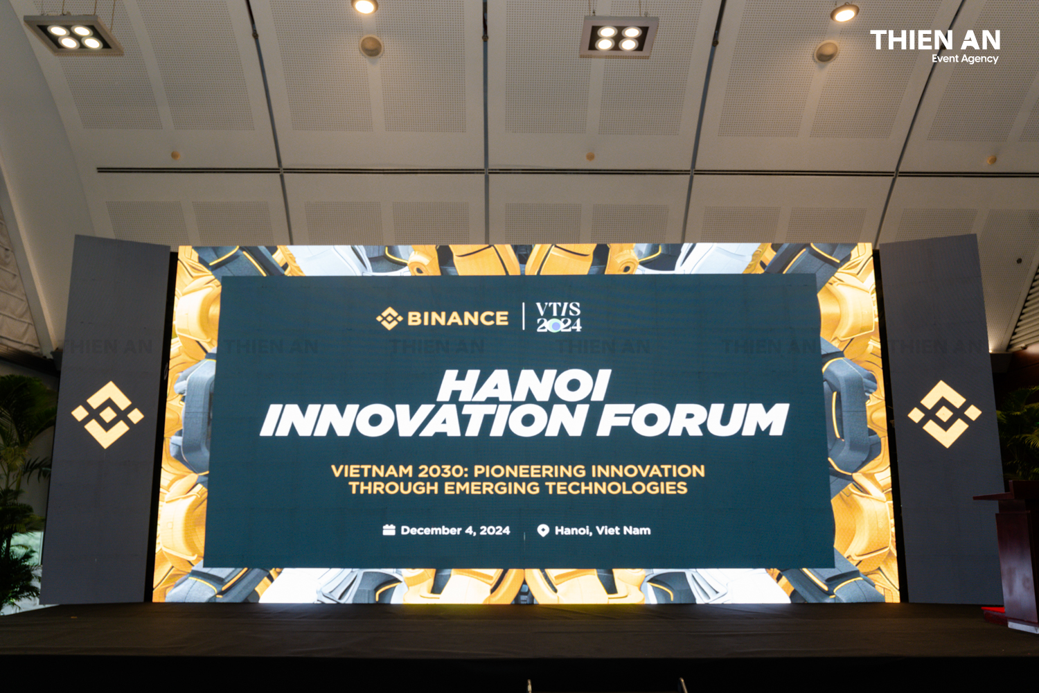 Hanoi Innovation Forum x VTIS 2024