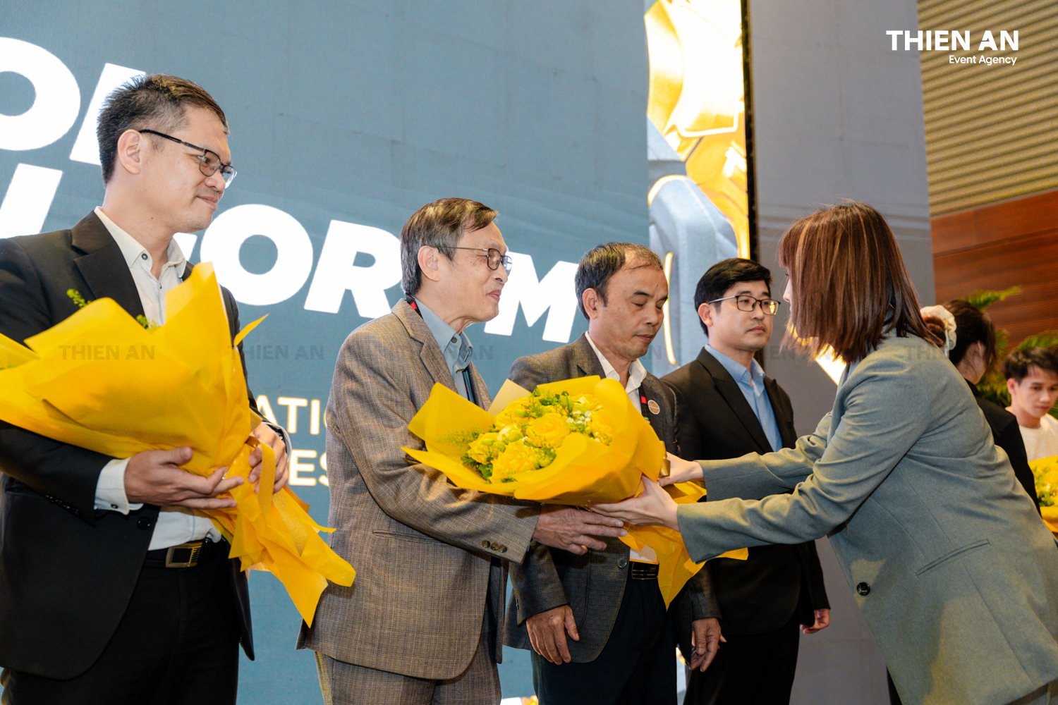 Hanoi Innovation Forum x VTIS 2024