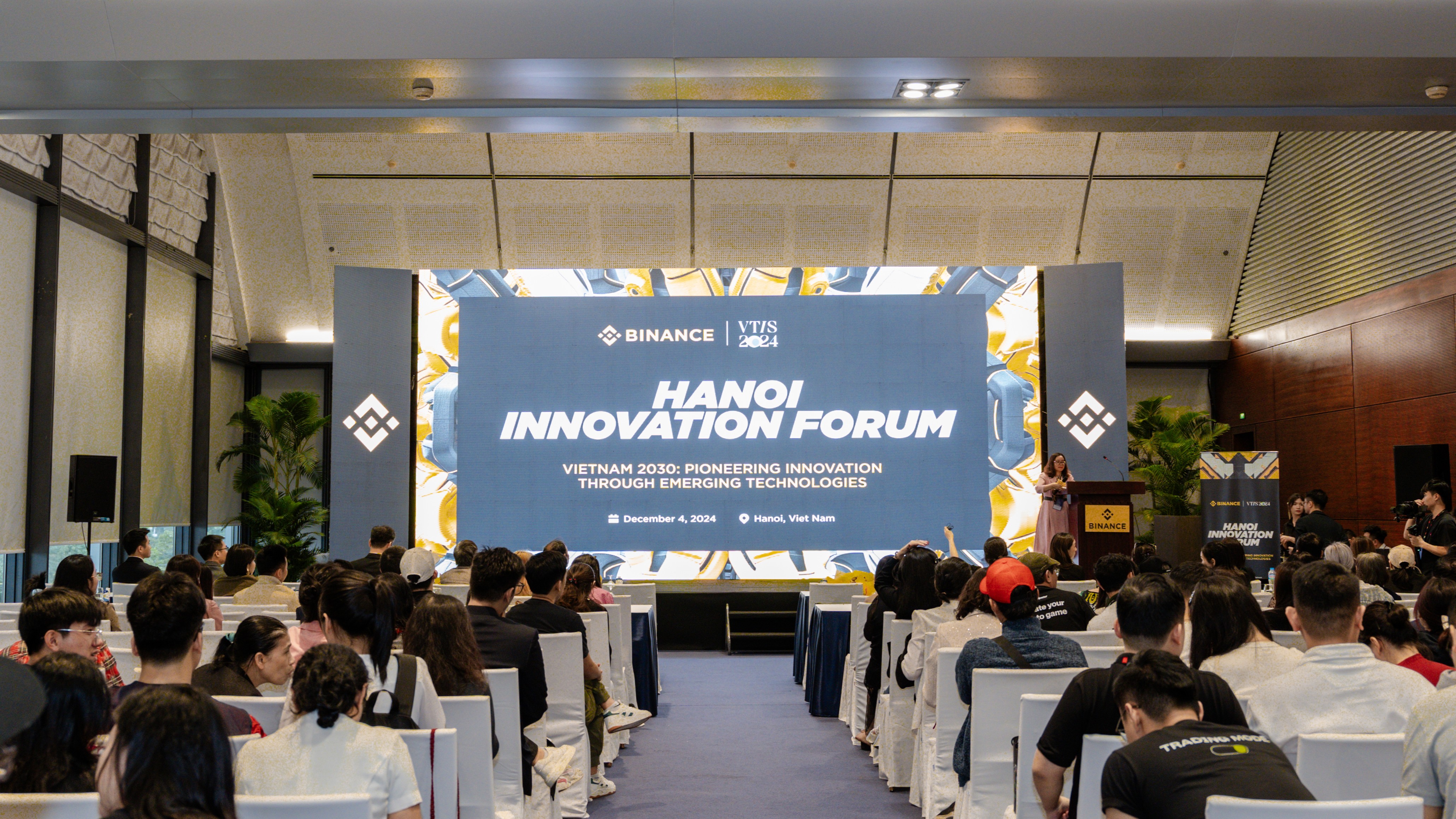 Hanoi Innovation Forum x VTIS 2024