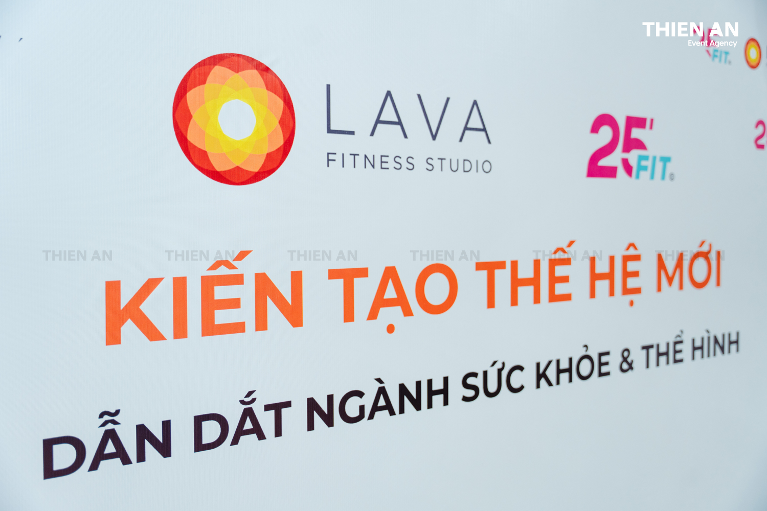 25 FIT x LAVA FITNESS STUDIO