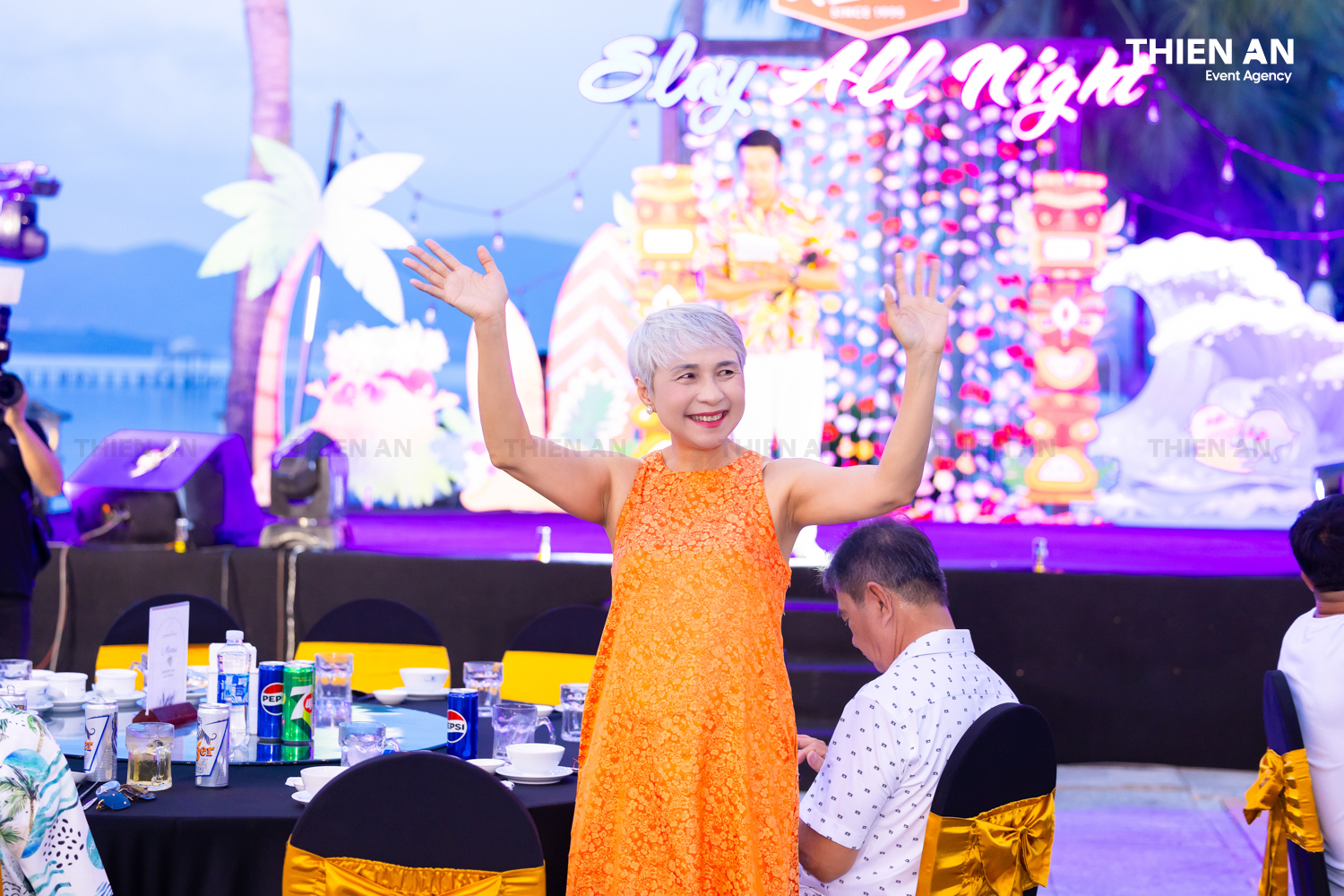 ÁNH HỒNG FOOD COMPANY TRIP - WELCOME PARTY: SLAY ALL NIGHT
