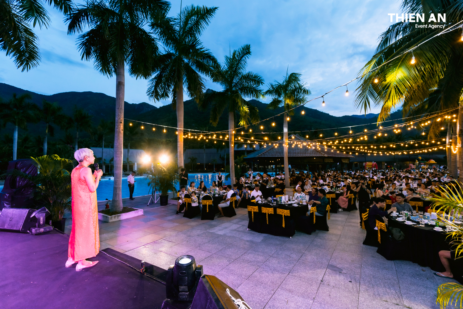 ÁNH HỒNG FOOD COMPANY TRIP - WELCOME PARTY: SLAY ALL NIGHT