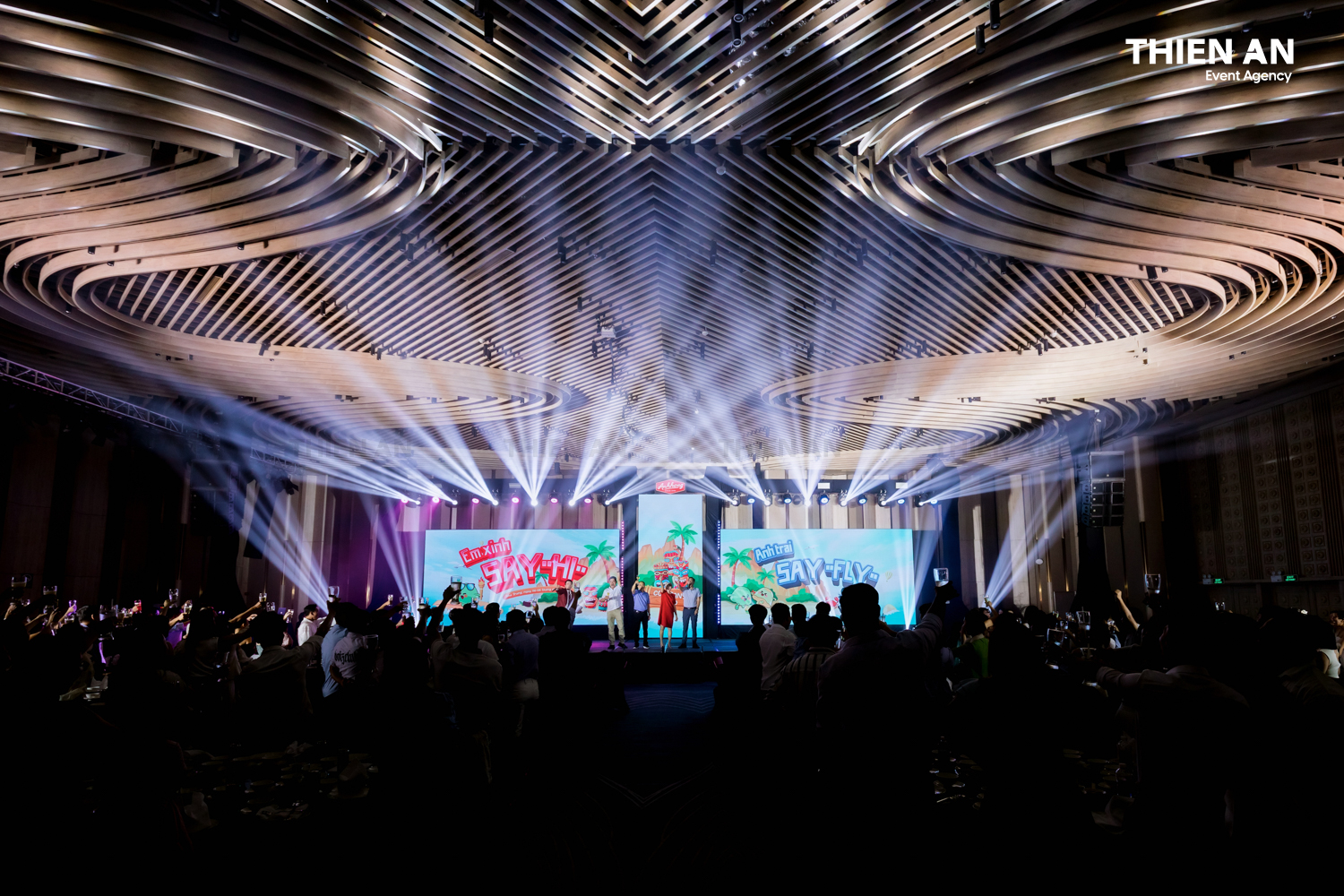 COMPANY TRIP ÁNH HỒNG FOOD GALA NIGHT