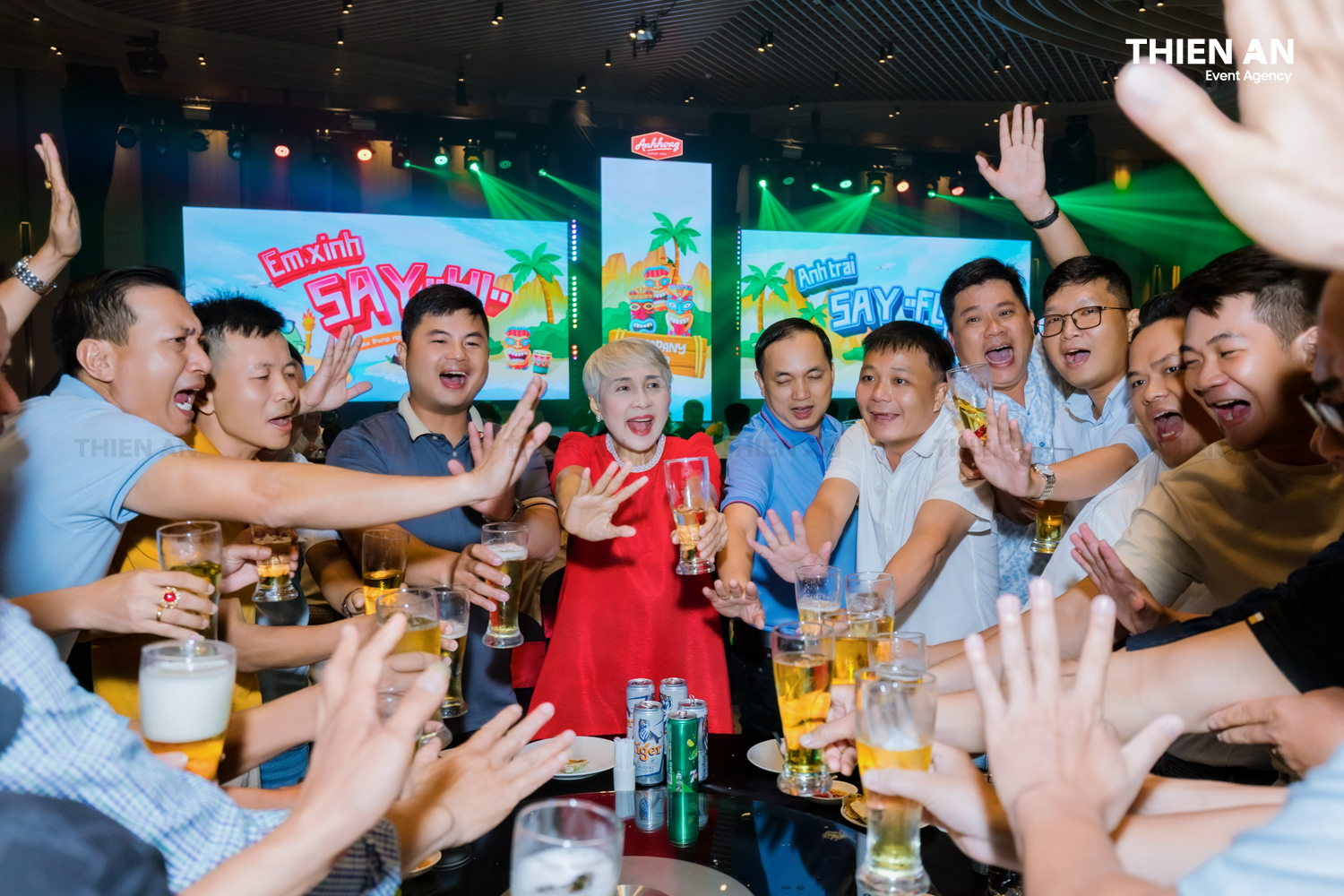 COMPANY TRIP ÁNH HỒNG FOOD GALA NIGHT