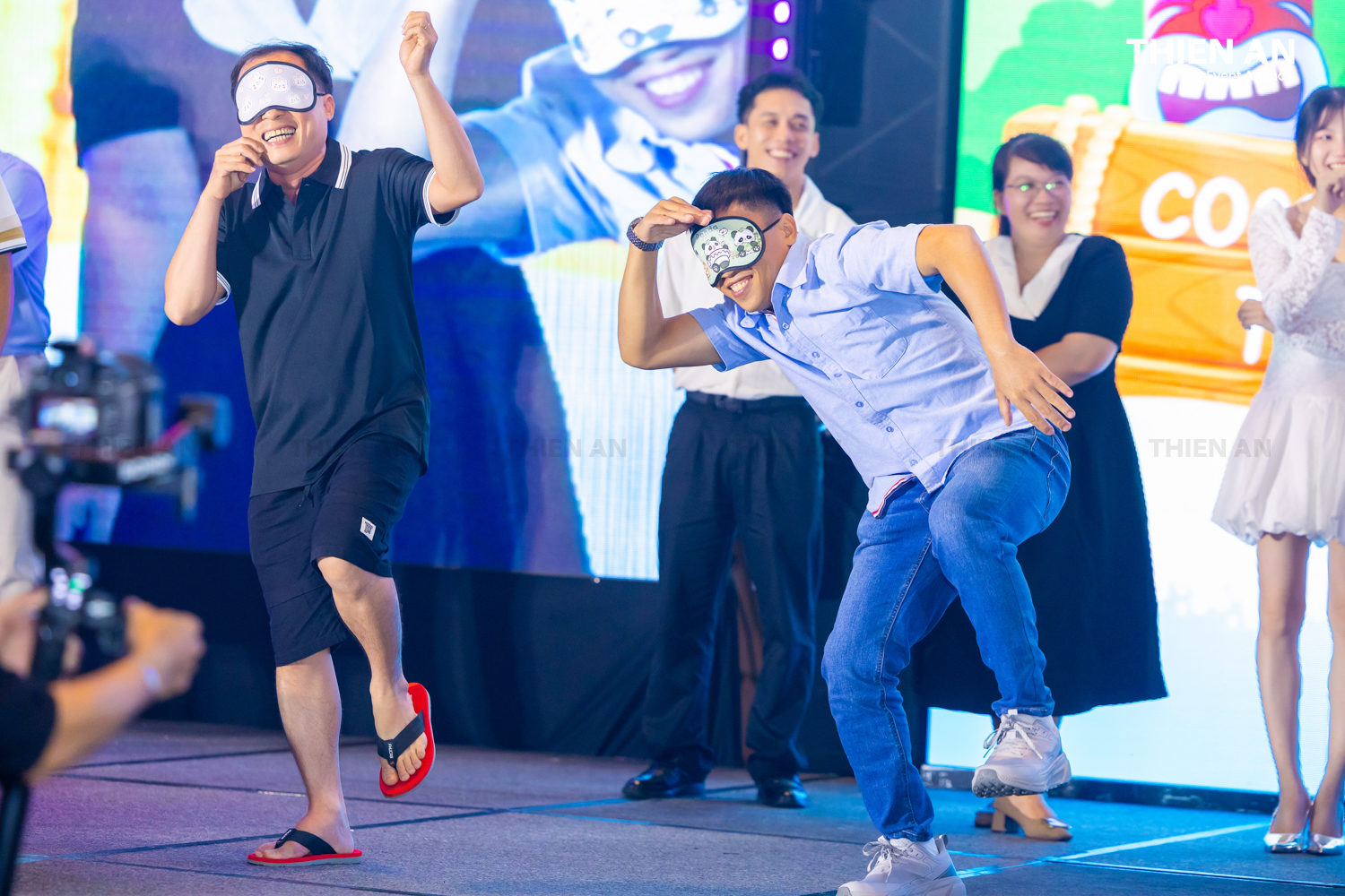 COMPANY TRIP ÁNH HỒNG FOOD GALA NIGHT