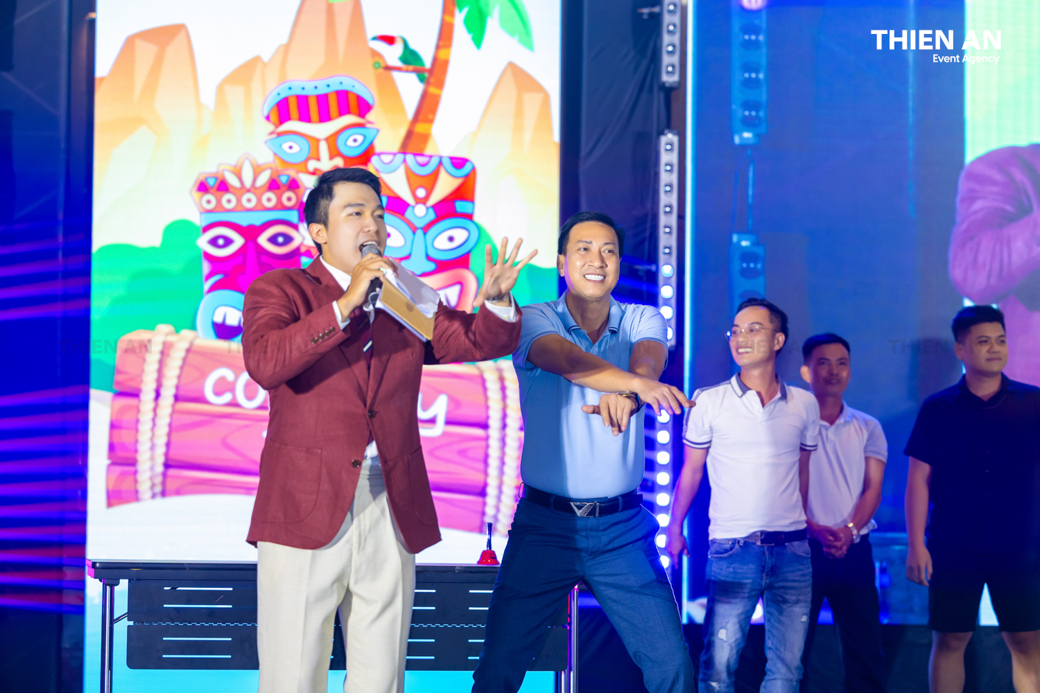 COMPANY TRIP ÁNH HỒNG FOOD GALA NIGHT