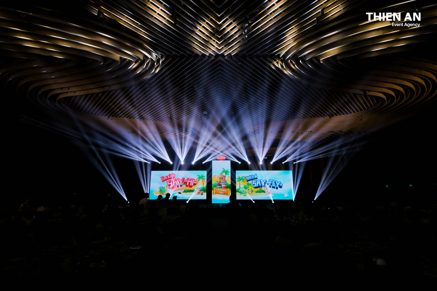 COMPANY TRIP ÁNH HỒNG FOOD GALA NIGHT