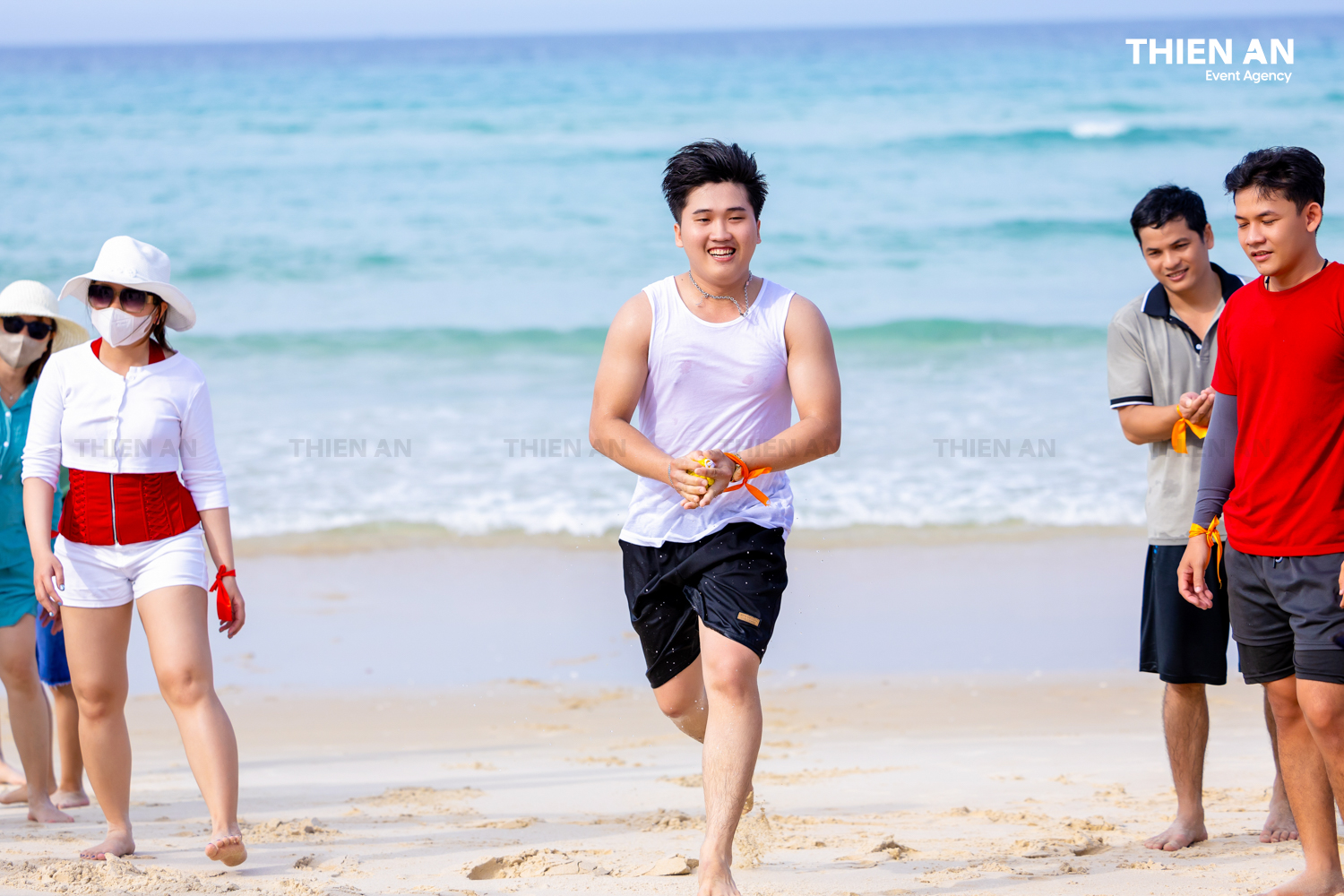 ÁNH HỒNG FOOD COMPANY TRIP - TEAMBUILDING: BORN TO GOAL