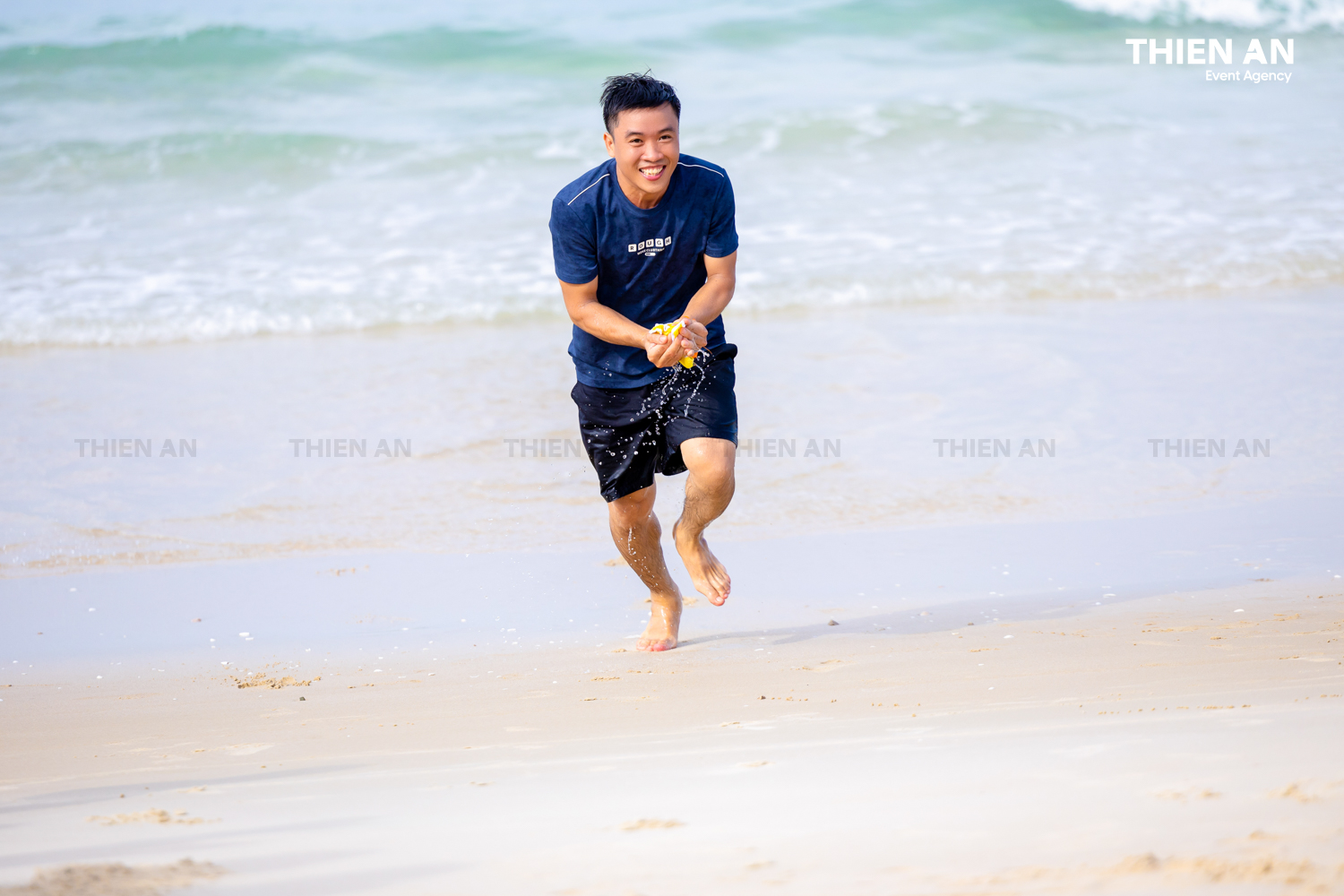 ÁNH HỒNG FOOD COMPANY TRIP - TEAMBUILDING: BORN TO GOAL