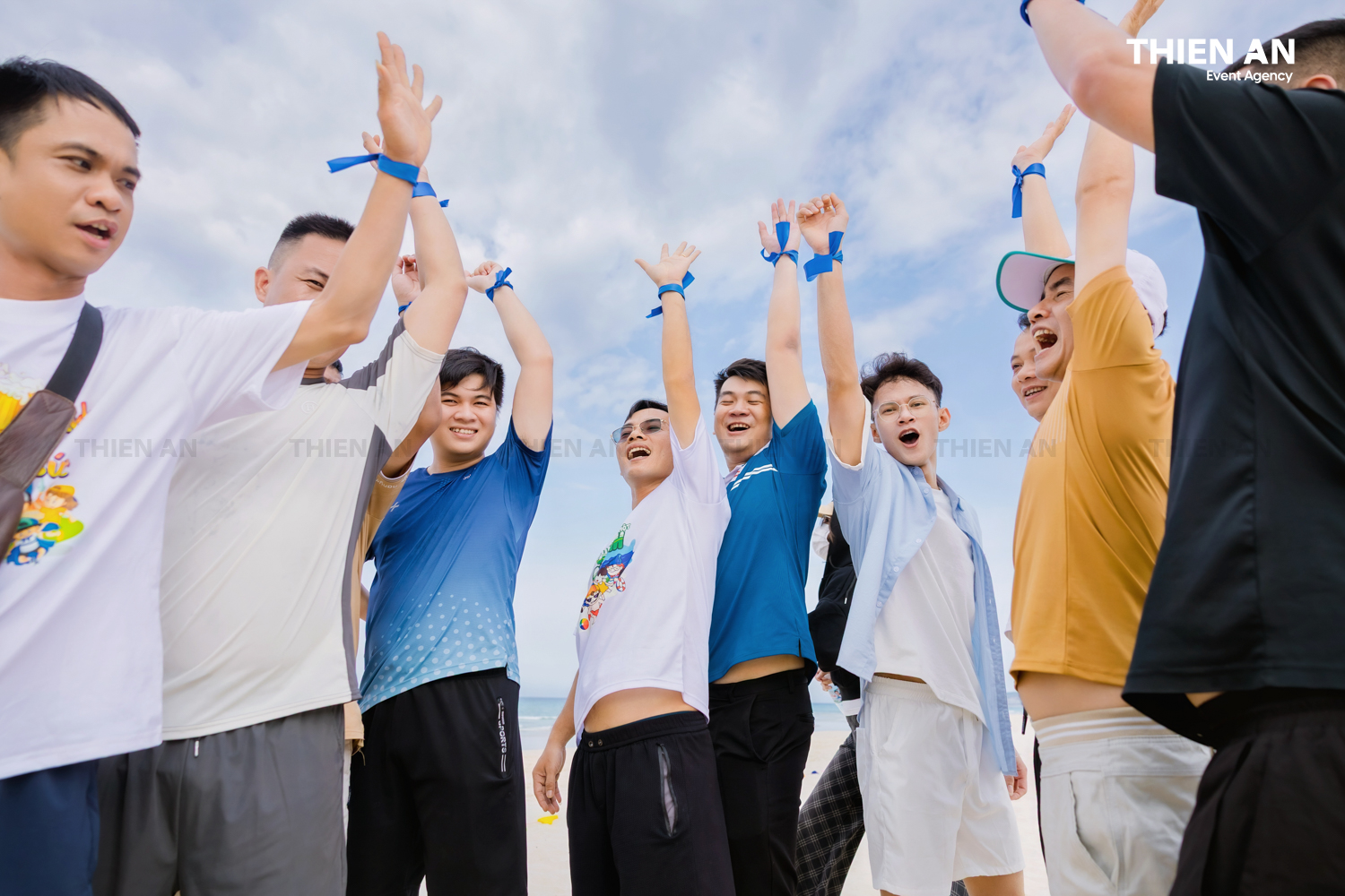 ÁNH HỒNG FOOD COMPANY TRIP - TEAMBUILDING: BORN TO GOAL