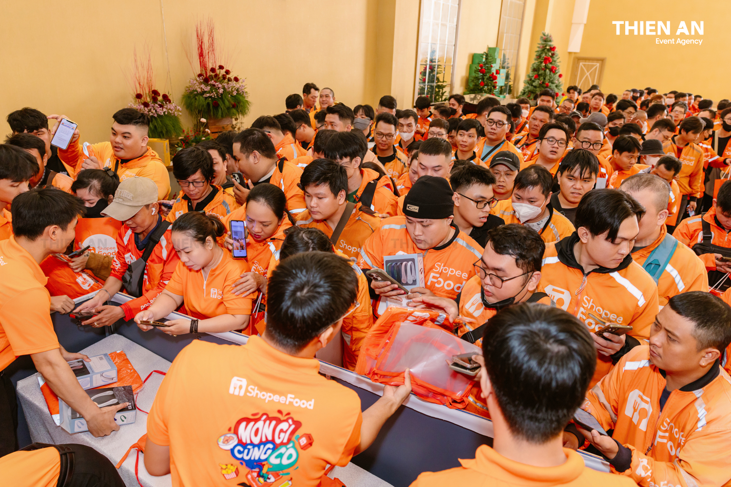 ShopeeFood Tri Ân Bác Tài -  Hành Trình Phố Cam Rực Rỡ