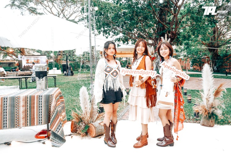Apex Logistics Vietnam Year End Party - Concept Bohemian