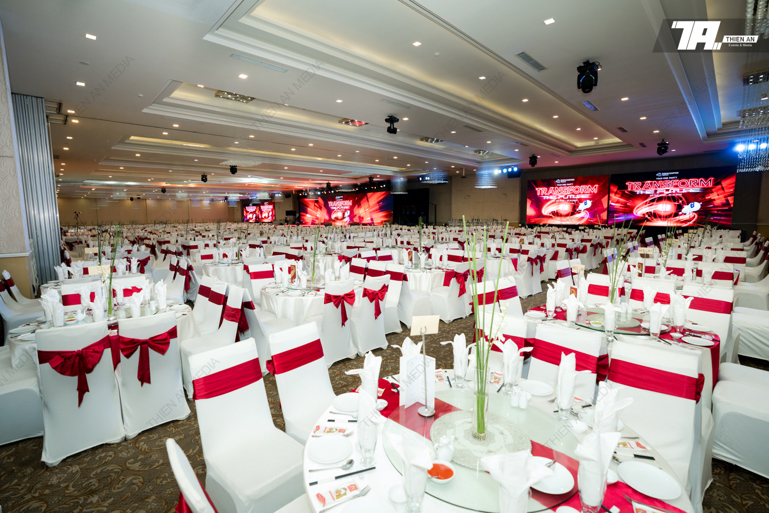transcosmos Viet Nam - Transform the Future