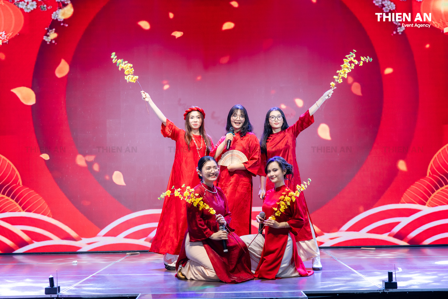 KIN Group YEP2025 - Tết Ngộ - Mã Đáo Thành Công