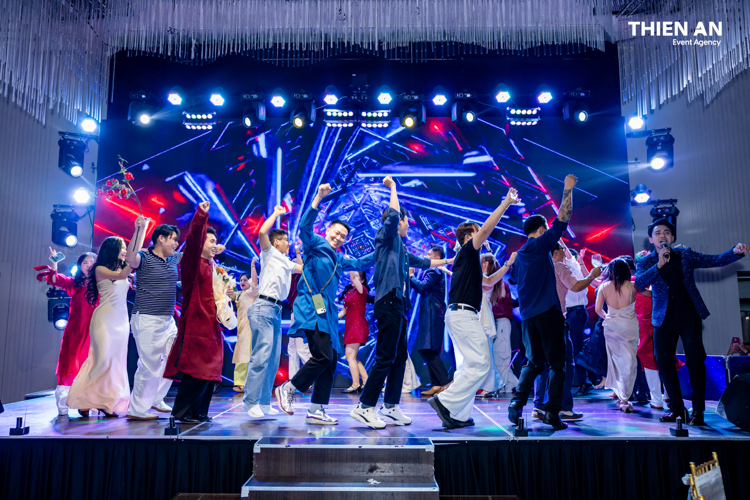 KIN Group YEP2025 - Tết Ngộ - Mã Đáo Thành Công