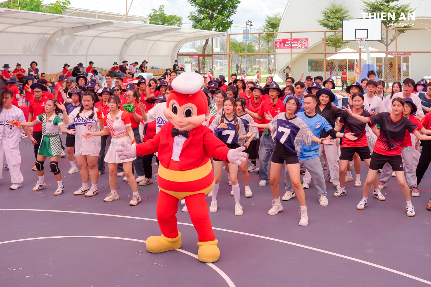 Jollibee VietNam Sport Day 2024 - BEYOND THE LIMITS