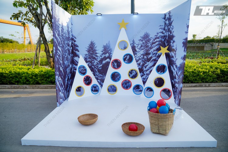 iDJunction - Merry Christmas Filled with Love